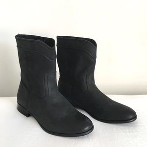 Frye short leather western ankle boot bootie